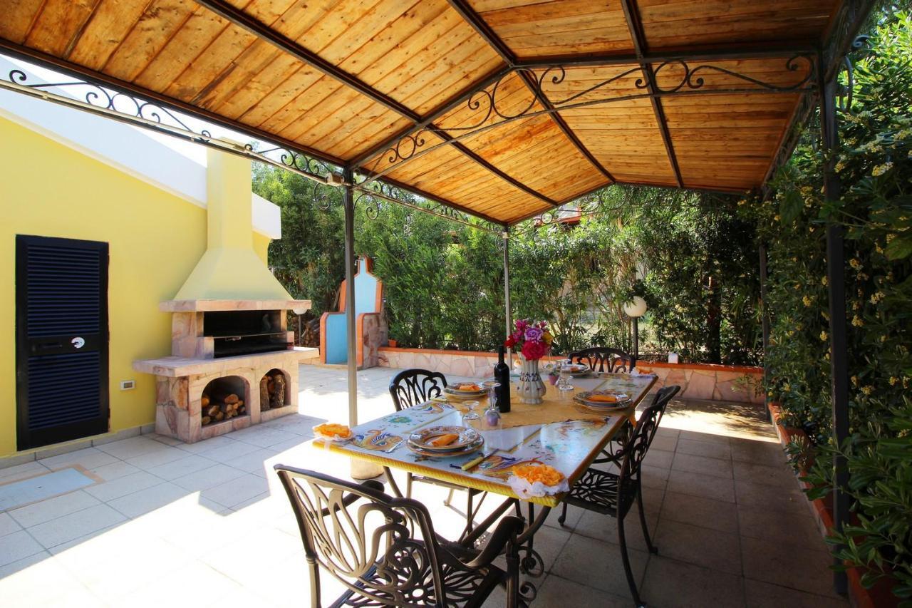 Villa Azzurra Nel Centro Di Costa Rei Exterior photo